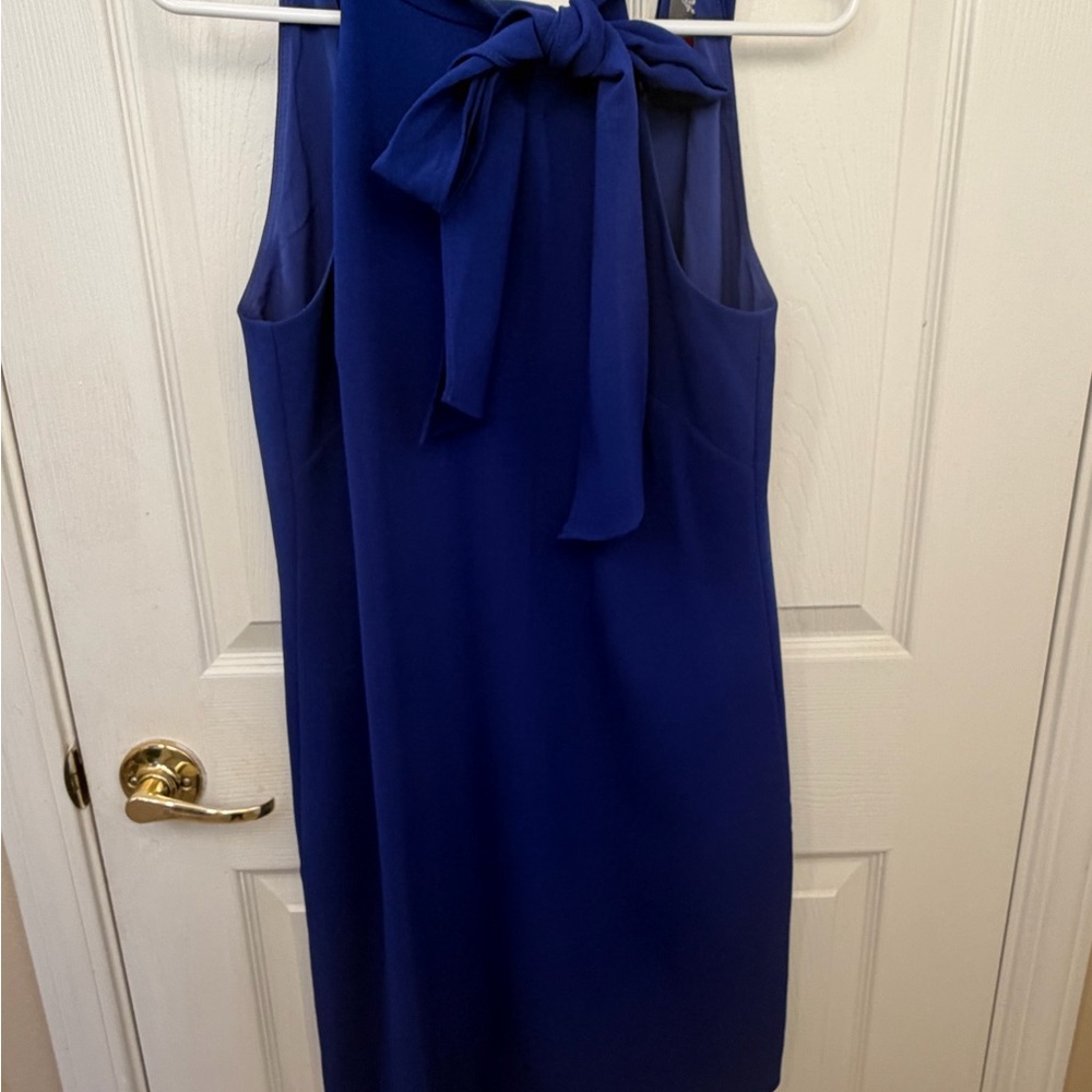 Elegant Blue Sleeveless Dress - size 4